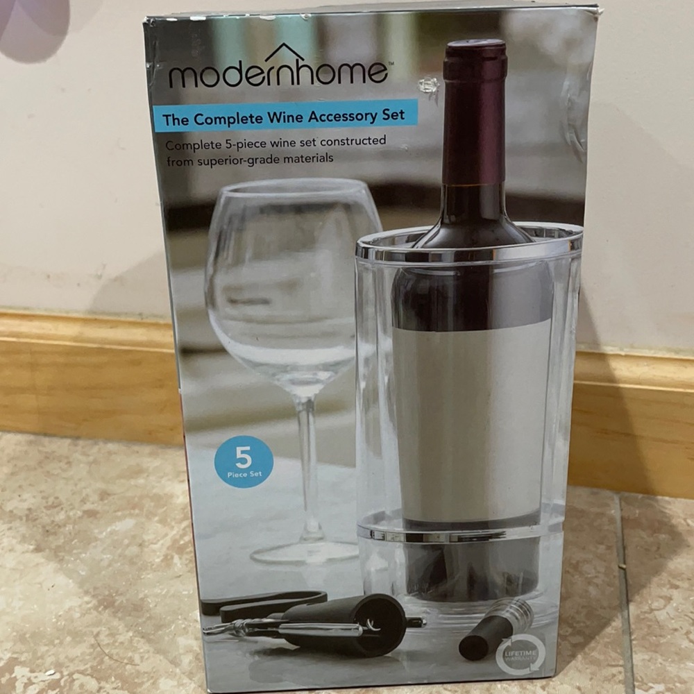 The Complete Wine Accessory Set - 5 pieces